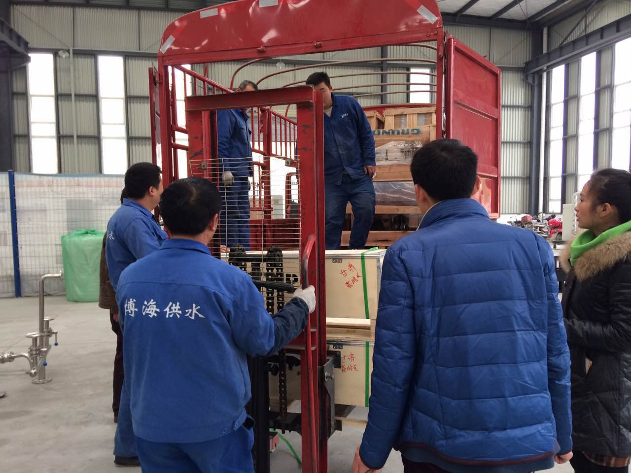 力保春节正常供水 风雨无阻，我们在路上