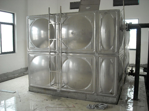 二次供水设备水箱清洗需要停水多长时间？