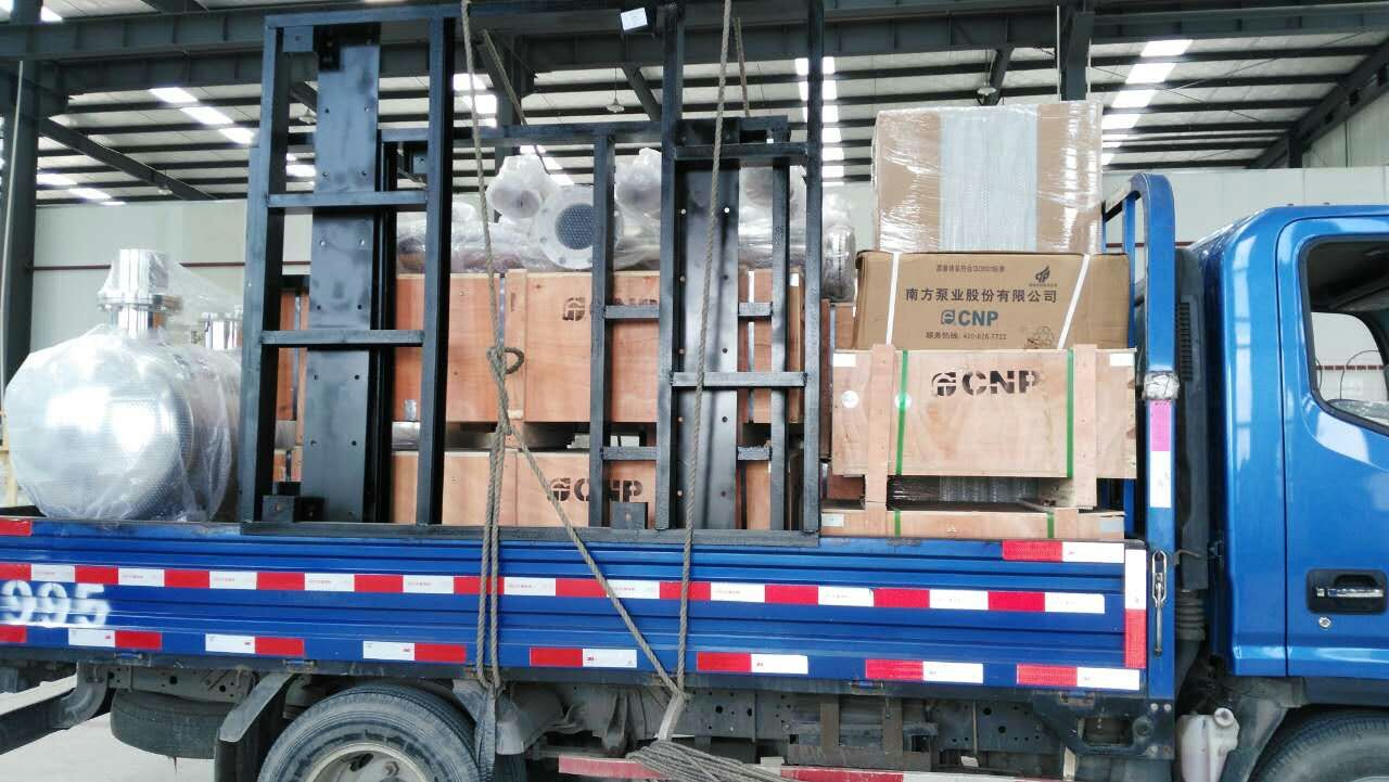 高温天气全力配合出货，确保用户正常供水！