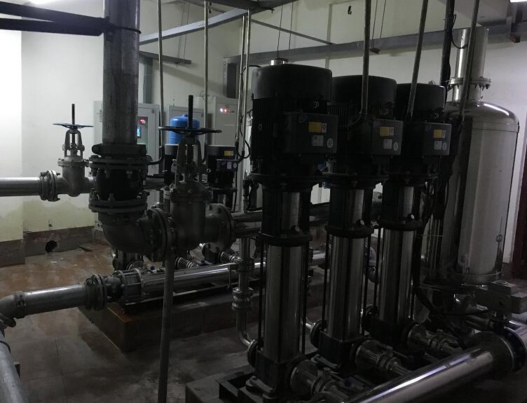 管道式超静音全自动供水设备 管中泵变频运行实现静音