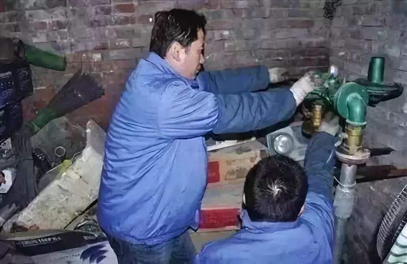 二供厂家助力居民小区一户一表改造